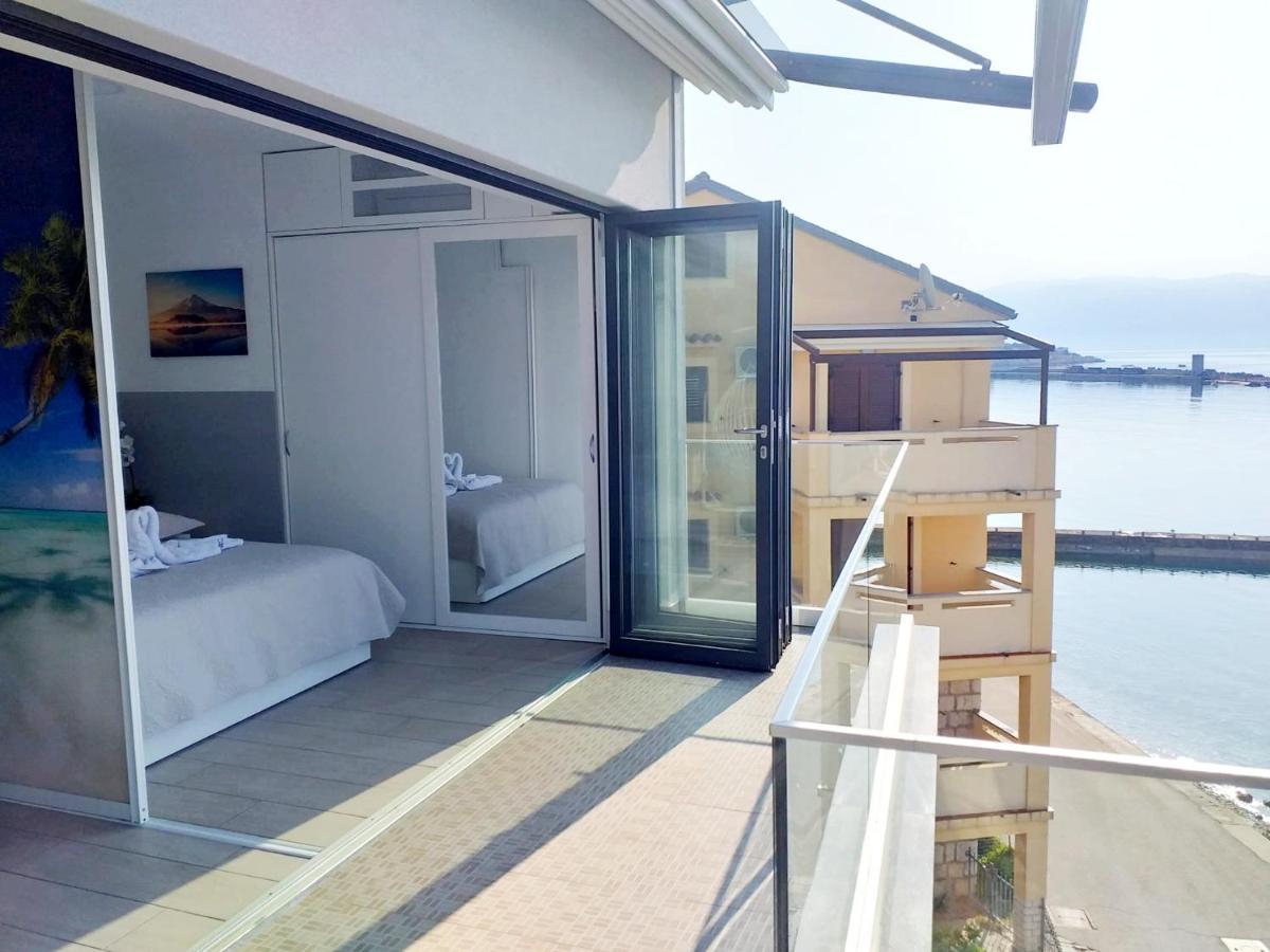 Apartments Palada 1 Baška Esterno foto